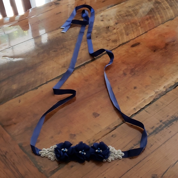 NAVY SATIN BELTS ❤❤❤ - Picture 4 of 4